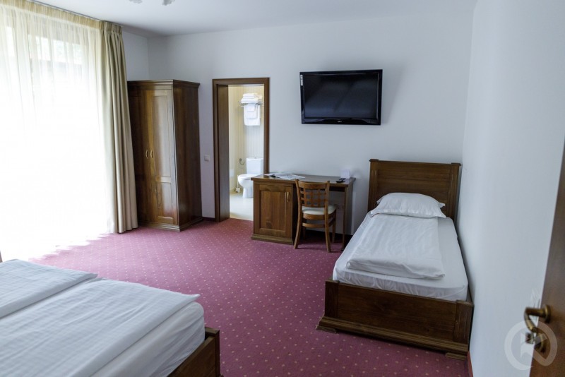 The River Chalet Szibiel 710816 thumb