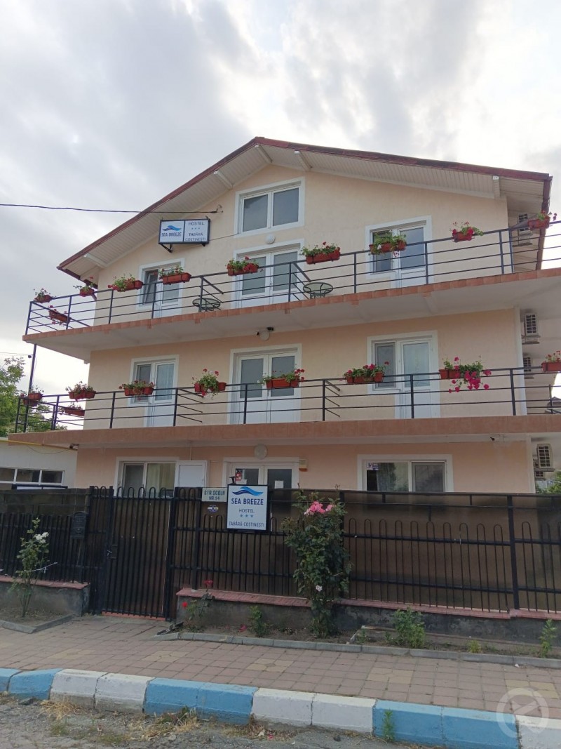 Tengeri szellő Costinești
