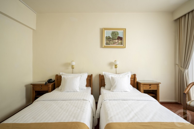 HOTEL BELVEDERE CLUJ-NAPOCA Kolozsvár 712049 thumb