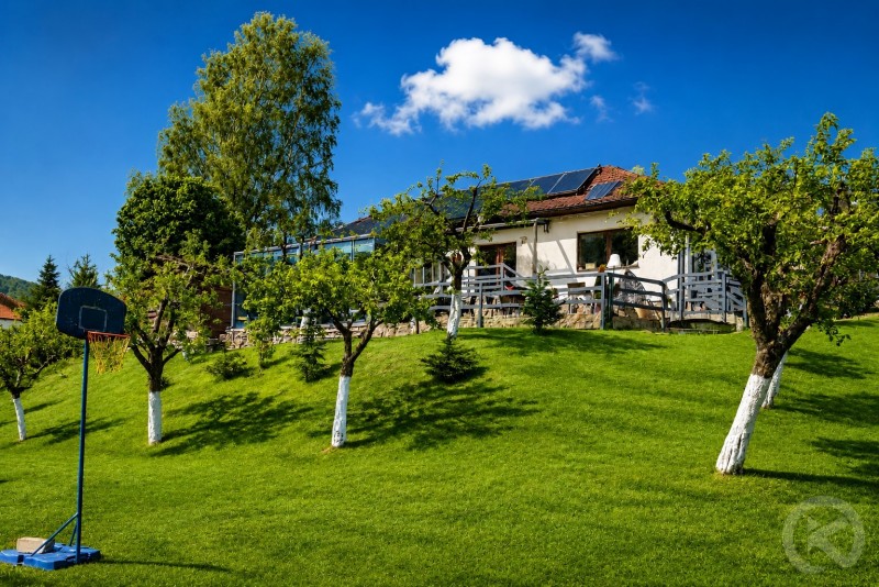 Casa Lipan Kolibica – Jacuzzi-s hegyi vendégház a tó közelében Kolibica 715167 thumb