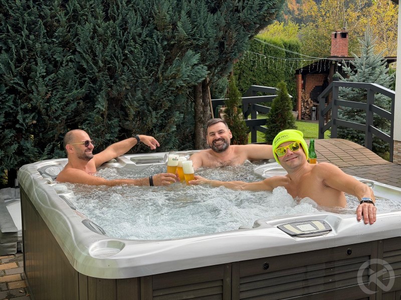 Casa Lipan Kolibica – Jacuzzi-s hegyi vendégház a tó közelében Kolibica 715180 thumb