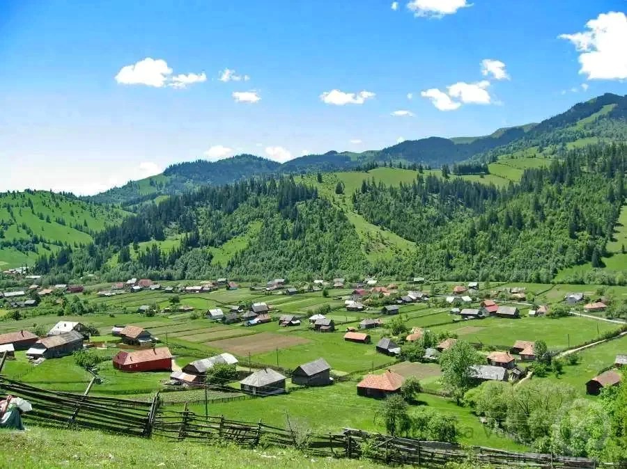 Gyimesk&ouml;z&eacute;plok (Lunca de Jos) &ndash; Hargita megye turisztikai bemutat&oacute;ja